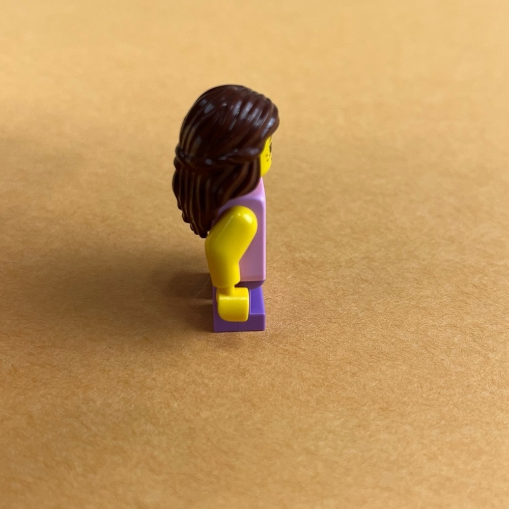 LEGO City Town Minifigure Girls Set 31067 Modular Poolside Holiday twn297 2” - Picture 3 of 10